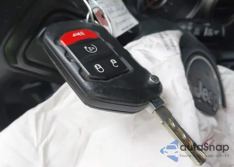 2020 Jeep Wrangler Unlimited Sport S 4X4 z USA, uszkodzony, nr VIN 1C4HJXDN1LW342671